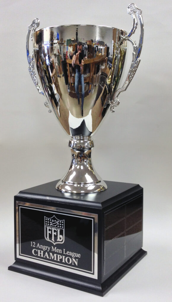 15.5" Classic Cup on Black Base - Image 3